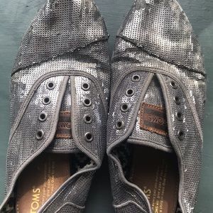 Sequins TOMS cordones